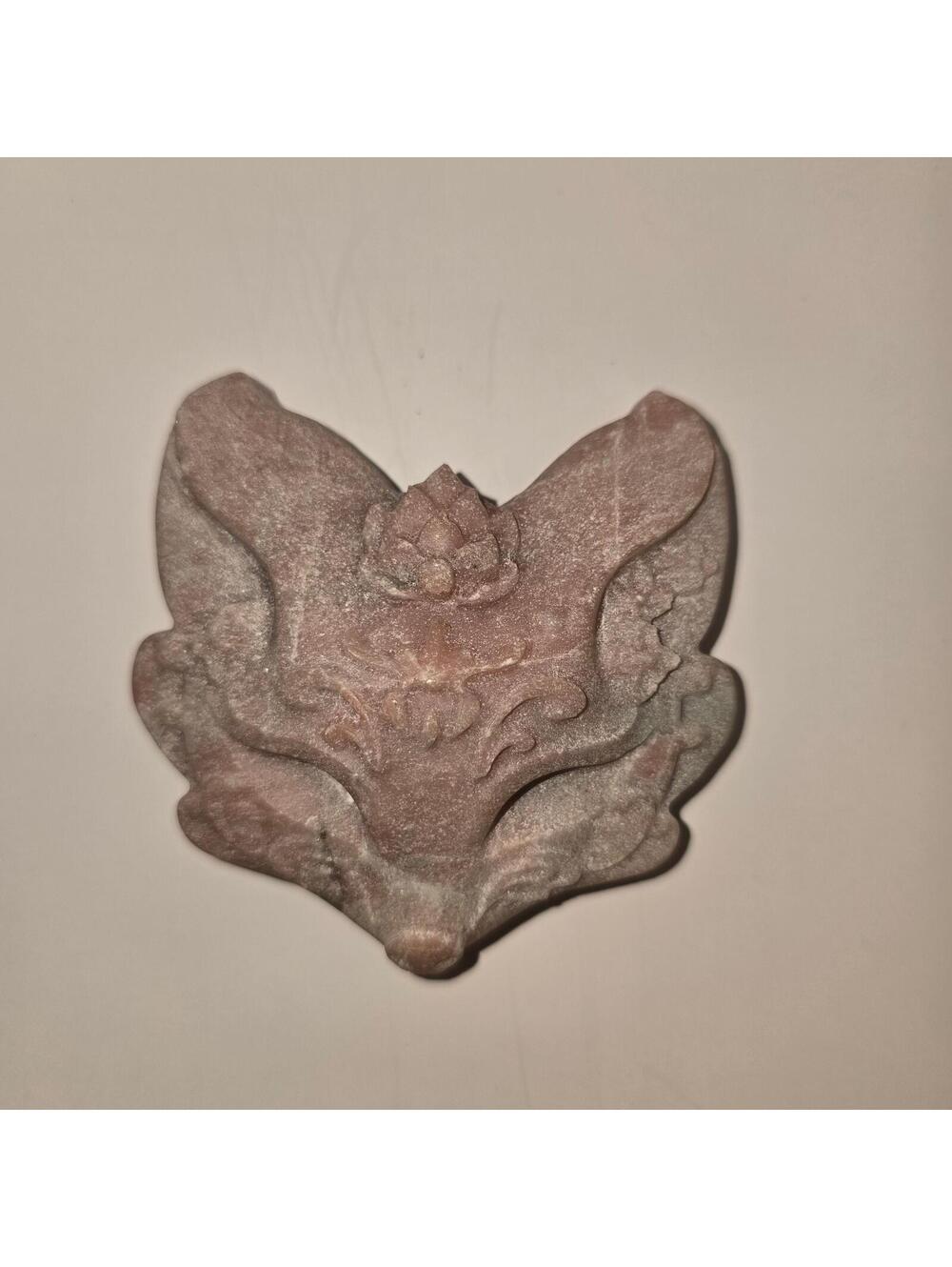 542. Pink Opal Fox Face